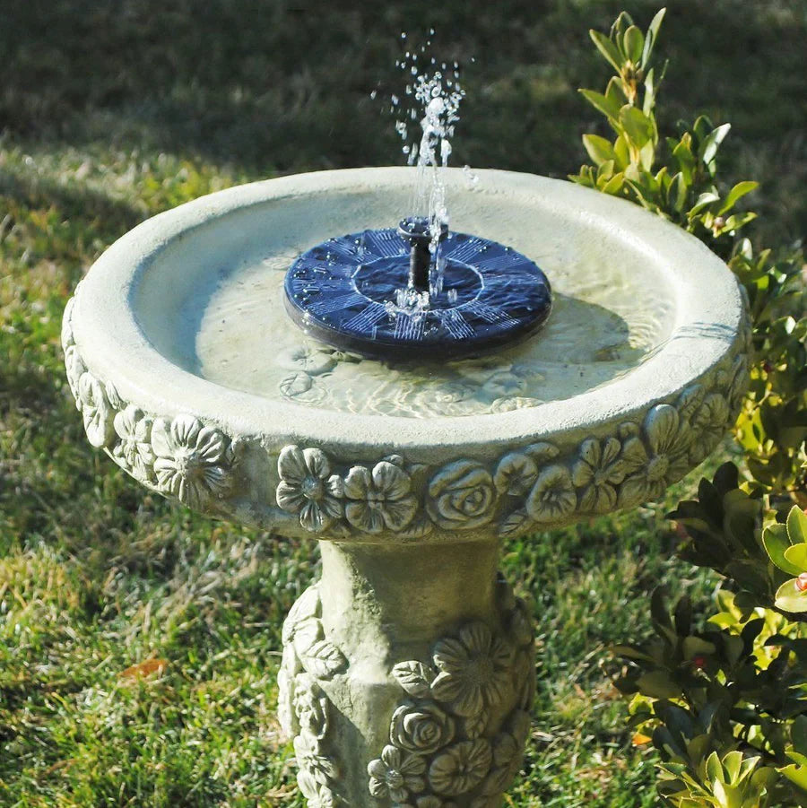 Fontaine solaire de jardin : attirez les oiseaux avec élégance