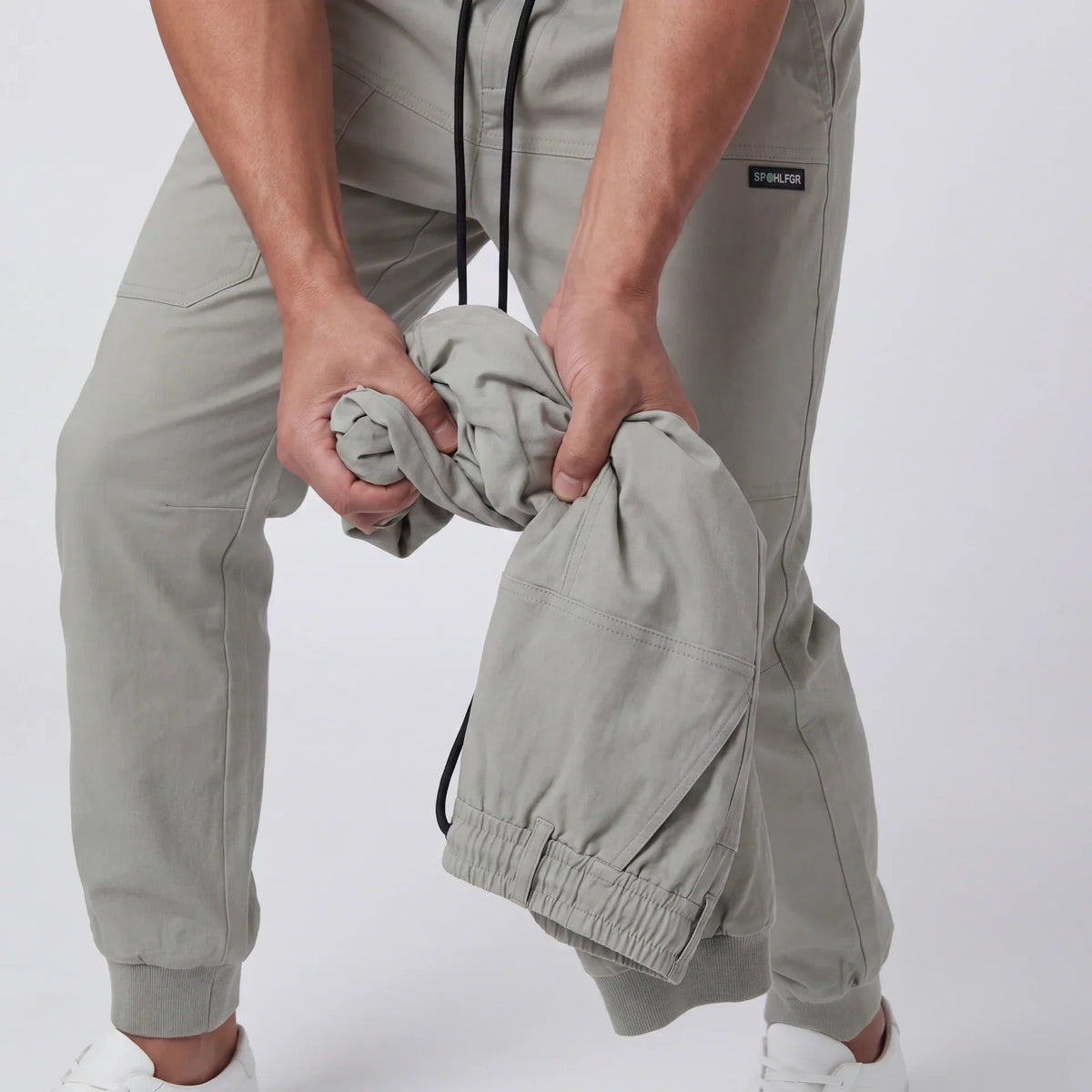 Pantalon cargo confortable avec grande capacité de rangement